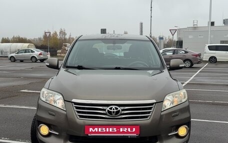 Toyota RAV4, 2011 год, 1 600 000 рублей, 2 фотография
