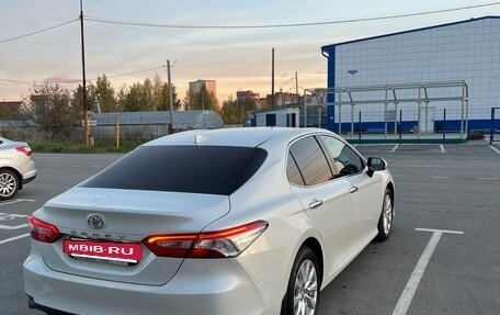 Toyota Camry, 2019 год, 3 200 000 рублей, 5 фотография