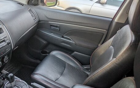 Mitsubishi ASX I рестайлинг, 2010 год, 950 000 рублей, 8 фотография