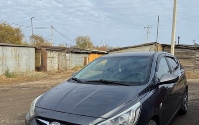 Hyundai Solaris II рестайлинг, 2013 год, 1 000 000 рублей, 1 фотография