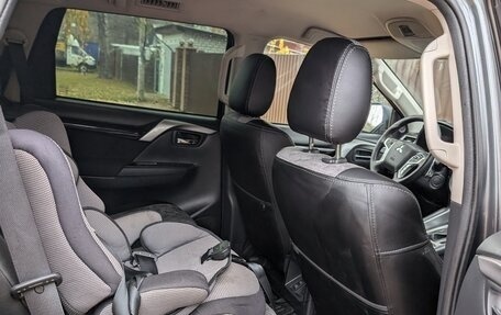 Mitsubishi Pajero Sport III рестайлинг, 2018 год, 2 900 000 рублей, 5 фотография