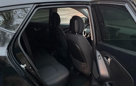 Hyundai ix35 I рестайлинг, 2012 год, 1 100 000 рублей, 13 фотография