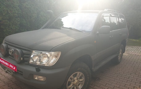 Toyota Land Cruiser 100 рестайлинг 2, 2007 год, 5 500 000 рублей, 2 фотография