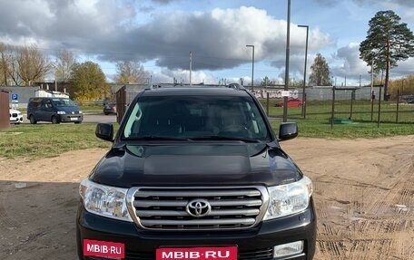 Toyota Land Cruiser 200, 2011 год, 3 200 000 рублей, 4 фотография