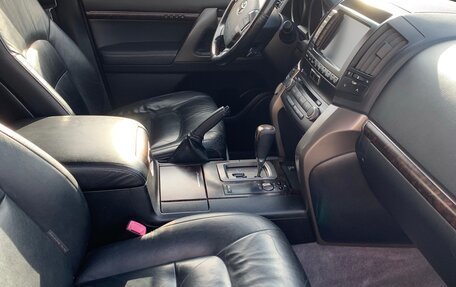 Toyota Land Cruiser 200, 2011 год, 3 200 000 рублей, 10 фотография