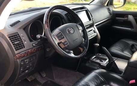 Toyota Land Cruiser 200, 2011 год, 3 200 000 рублей, 15 фотография