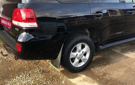 Toyota Land Cruiser 200, 2011 год, 3 200 000 рублей, 17 фотография