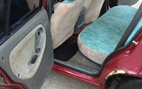 Daewoo Nexia I рестайлинг, 2004 год, 130 000 рублей, 6 фотография