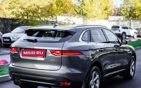 Jaguar F-Pace, 2017 год, 2 399 000 рублей, 5 фотография
