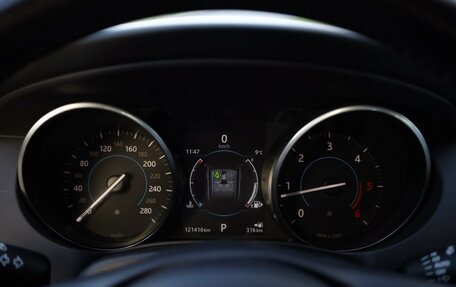 Jaguar F-Pace, 2017 год, 2 399 000 рублей, 13 фотография