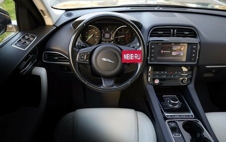 Jaguar F-Pace, 2017 год, 2 399 000 рублей, 11 фотография