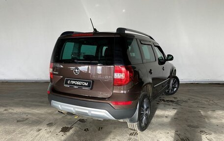 Skoda Yeti I рестайлинг, 2017 год, 1 849 000 рублей, 6 фотография