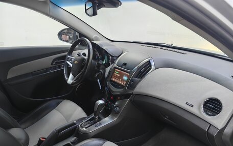 Chevrolet Cruze II, 2013 год, 737 000 рублей, 12 фотография