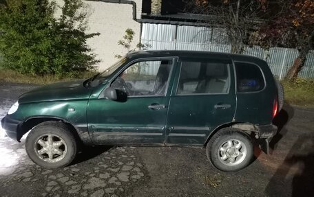 Chevrolet Niva I рестайлинг, 2004 год, 250 000 рублей, 2 фотография