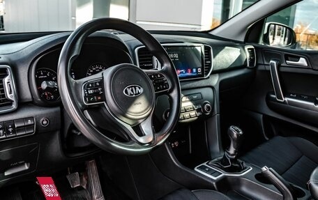 KIA Sportage IV рестайлинг, 2017 год, 1 400 000 рублей, 16 фотография