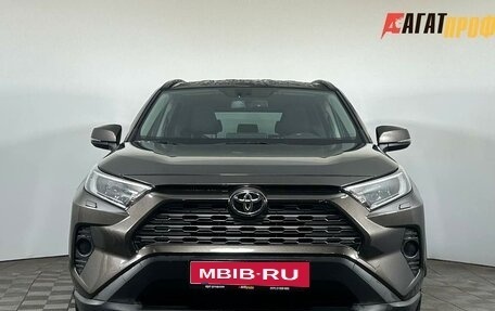 Toyota RAV4, 2020 год, 3 200 000 рублей, 2 фотография