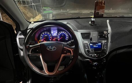 Hyundai Solaris II рестайлинг, 2015 год, 1 200 000 рублей, 6 фотография