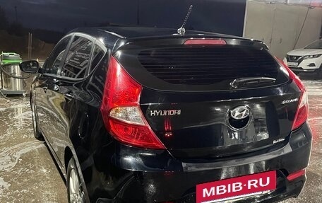 Hyundai Solaris II рестайлинг, 2015 год, 1 200 000 рублей, 5 фотография