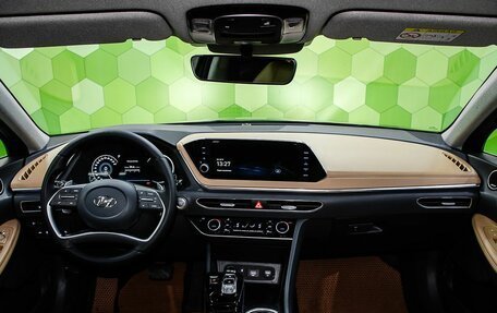 Hyundai Sonata VIII, 2021 год, 2 400 000 рублей, 14 фотография