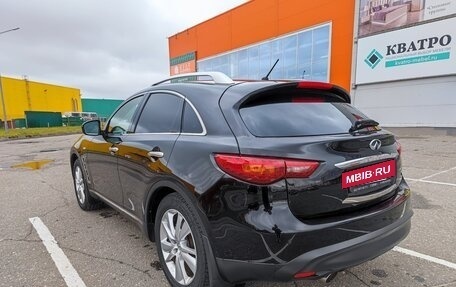 Infiniti QX70, 2014 год, 4 200 000 рублей, 2 фотография