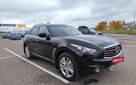 Infiniti QX70, 2014 год, 4 200 000 рублей, 6 фотография