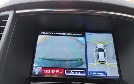 Infiniti QX70, 2014 год, 4 200 000 рублей, 26 фотография