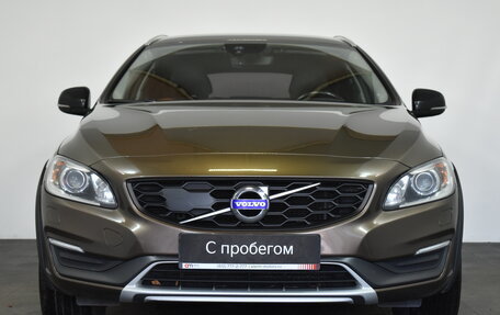 Volvo V60 Cross Country II, 2015 год, 2 199 000 рублей, 2 фотография