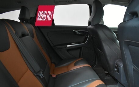Volvo V60 Cross Country II, 2015 год, 2 199 000 рублей, 12 фотография