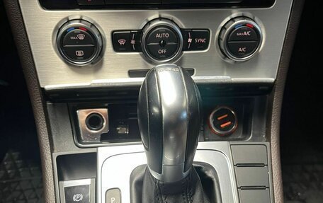 Volkswagen Passat B7, 2014 год, 1 075 000 рублей, 15 фотография