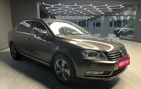Volkswagen Passat B7, 2014 год, 1 075 000 рублей, 4 фотография