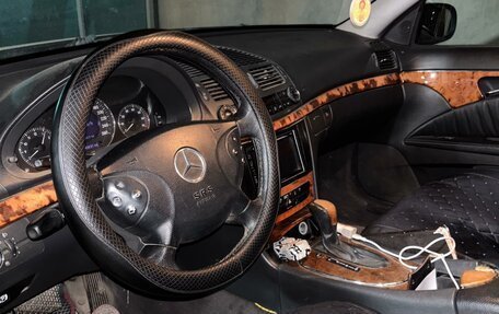 Mercedes-Benz E-Класс, 2003 год, 680 000 рублей, 6 фотография