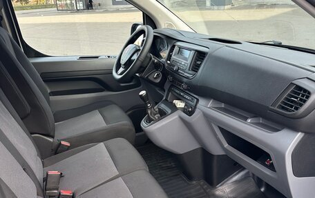 Peugeot Expert, 2018 год, 2 250 000 рублей, 9 фотография