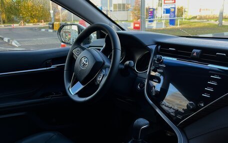 Toyota Camry, 2019 год, 2 600 000 рублей, 6 фотография