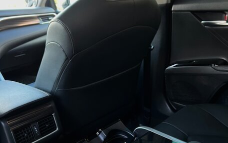 Toyota Camry, 2019 год, 2 600 000 рублей, 8 фотография