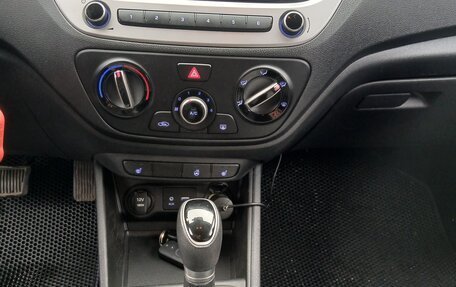 Hyundai Solaris II рестайлинг, 2018 год, 1 375 000 рублей, 11 фотография