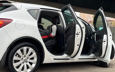 Opel Astra J, 2011 год, 900 000 рублей, 8 фотография