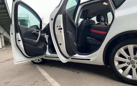 Opel Astra J, 2011 год, 900 000 рублей, 7 фотография