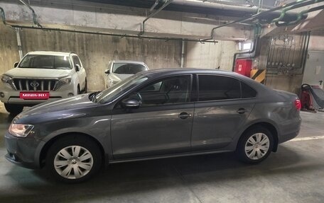 Volkswagen Jetta VI, 2013 год, 1 300 000 рублей, 5 фотография