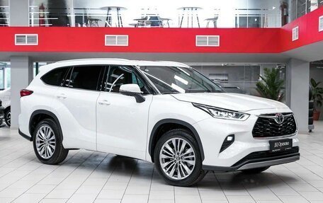 Toyota Highlander, 2025 год, 5 999 000 рублей, 2 фотография