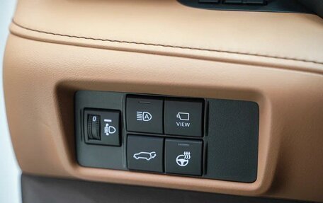 Toyota Highlander, 2025 год, 5 999 000 рублей, 20 фотография