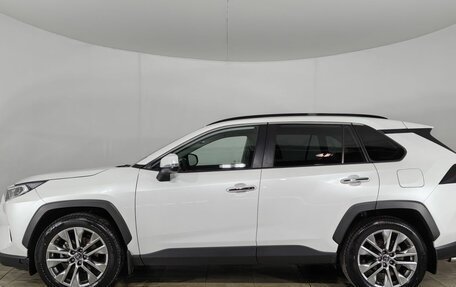 Toyota RAV4, 2021 год, 3 699 000 рублей, 8 фотография