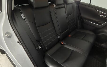 Toyota RAV4, 2021 год, 3 699 000 рублей, 25 фотография