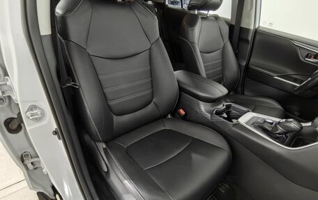 Toyota RAV4, 2021 год, 3 699 000 рублей, 24 фотография