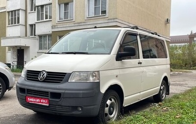 Volkswagen Transporter T5 рестайлинг, 2004 год, 990 000 рублей, 1 фотография