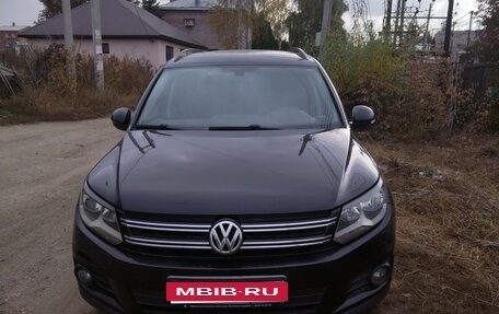 Volkswagen Tiguan I, 2011 год, 1 050 000 рублей, 2 фотография