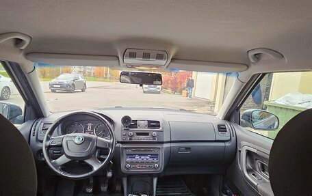 Skoda Fabia II, 2010 год, 550 000 рублей, 13 фотография