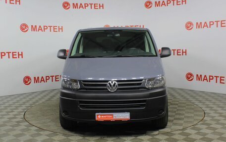 Volkswagen Caravelle T5, 2012 год, 1 759 000 рублей, 2 фотография