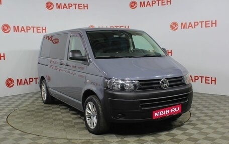 Volkswagen Caravelle T5, 2012 год, 1 759 000 рублей, 3 фотография