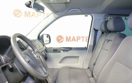 Volkswagen Caravelle T5, 2012 год, 1 759 000 рублей, 9 фотография