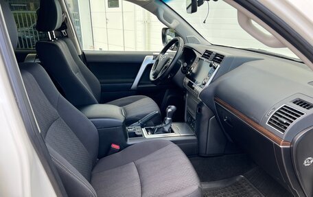 Toyota Land Cruiser Prado 150 рестайлинг 2, 2021 год, 5 899 000 рублей, 15 фотография